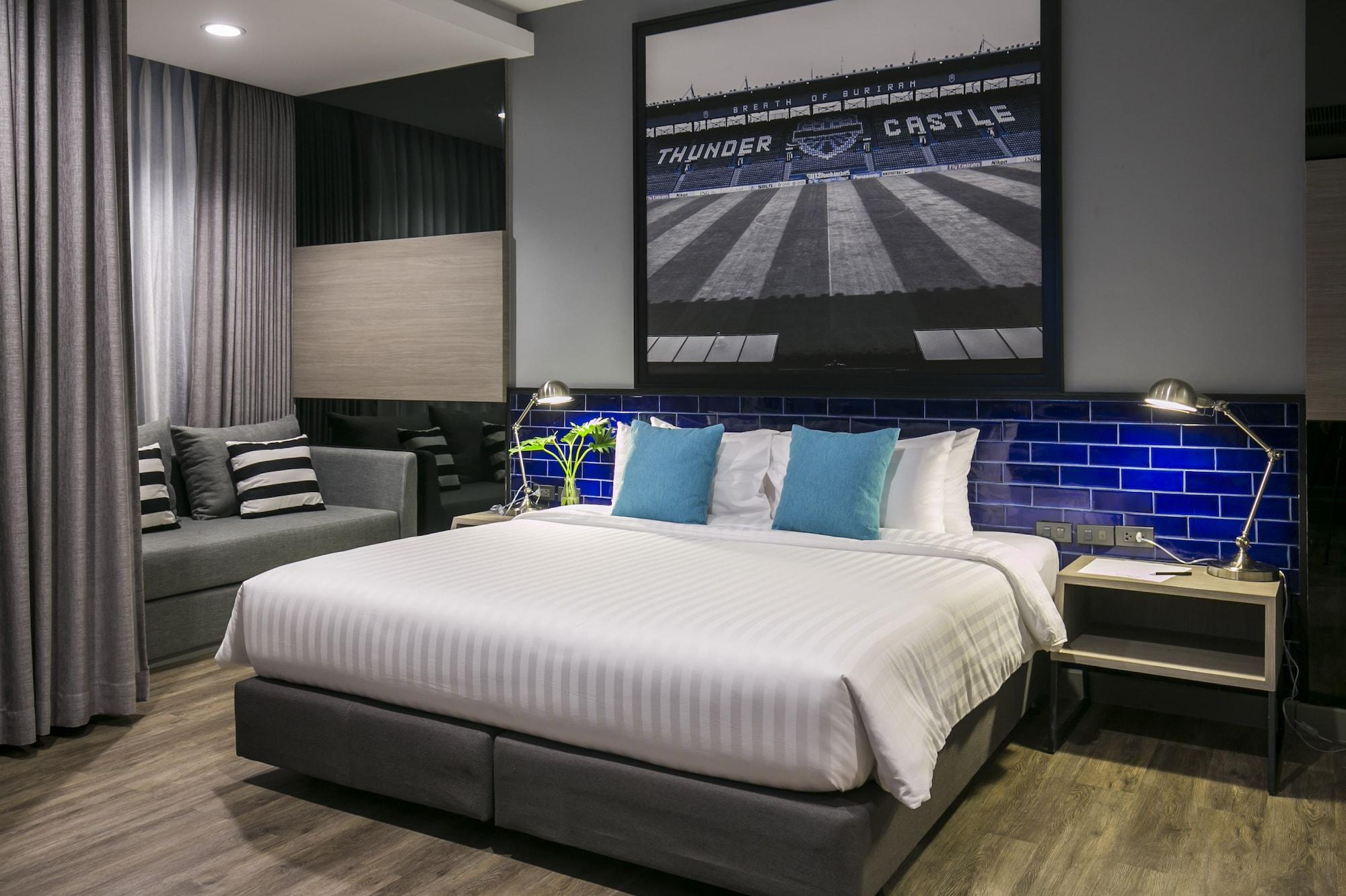 The Crystal Hotel Buriram - Formerly X2 Vibe Buriram Buitenkant foto