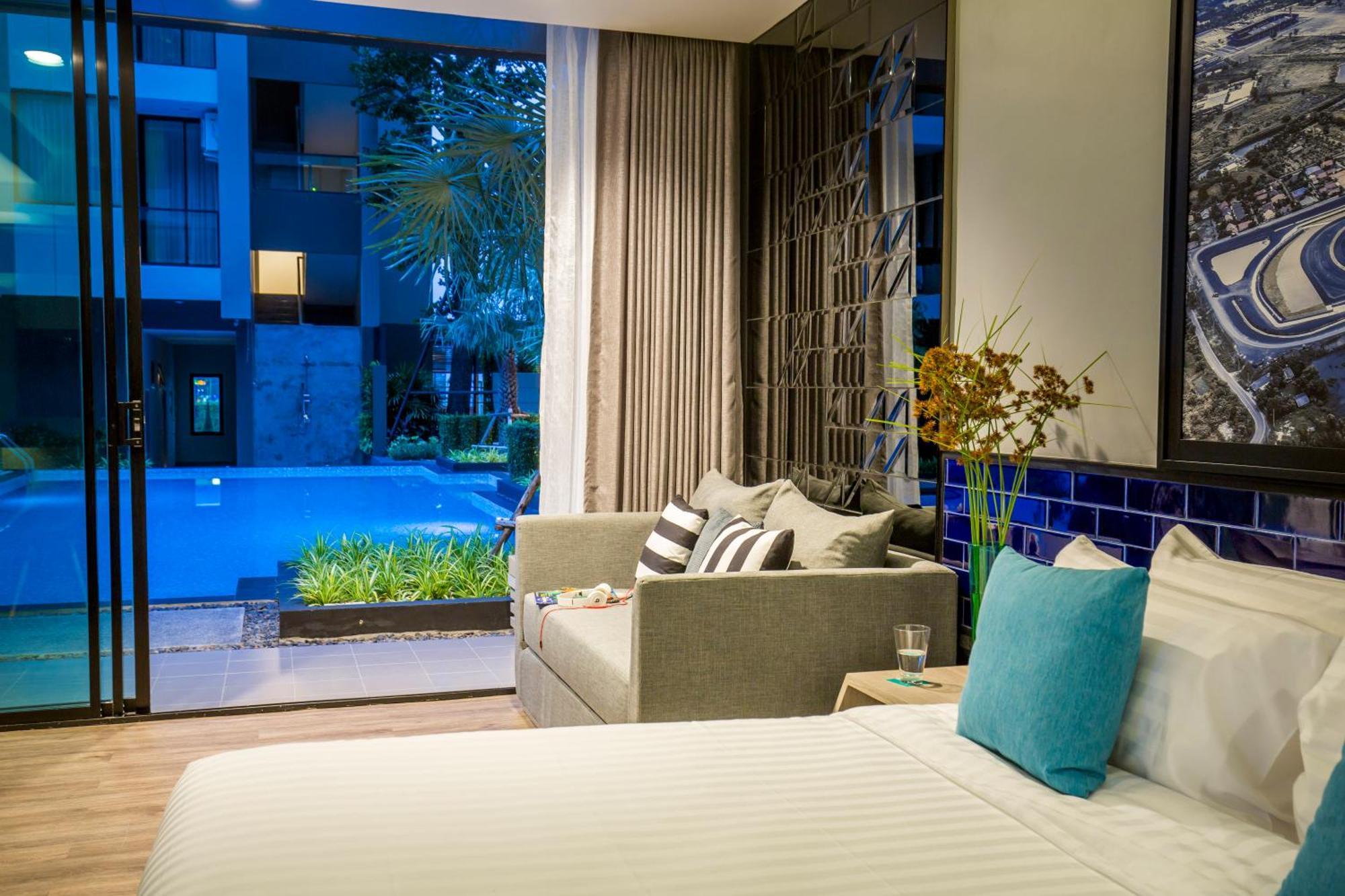 The Crystal Hotel Buriram - Formerly X2 Vibe Buriram Buitenkant foto