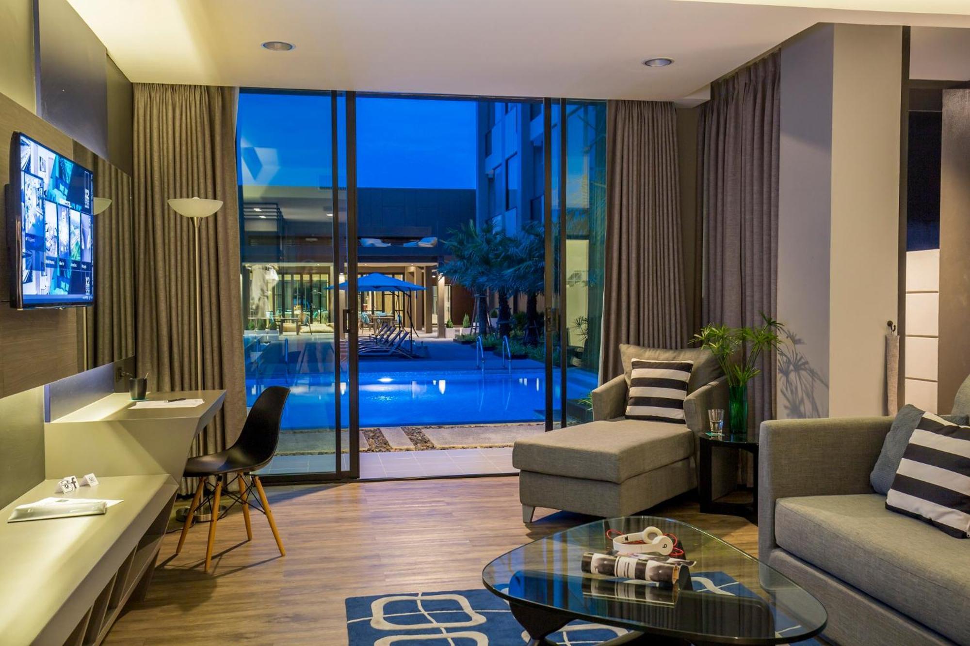 The Crystal Hotel Buriram - Formerly X2 Vibe Buriram Buitenkant foto